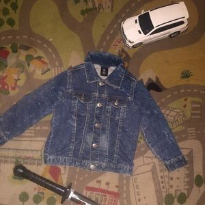 H&M Boy Distressed Denim Jacket Size 6-7